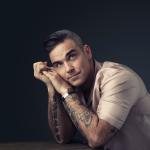 artist image Robbie Williams No Regrets I've Been Expecting You