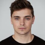artist image Martin Garrix feat. Usher Don't Look Down Don't Look Down (feat. Usher) - Single