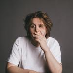 artist image Lewis Capaldi Someone You Loved Divinely Uninspired To A Hellish Extent