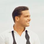 artist image Luis Miguel Ese momento Amarte Es un Placer